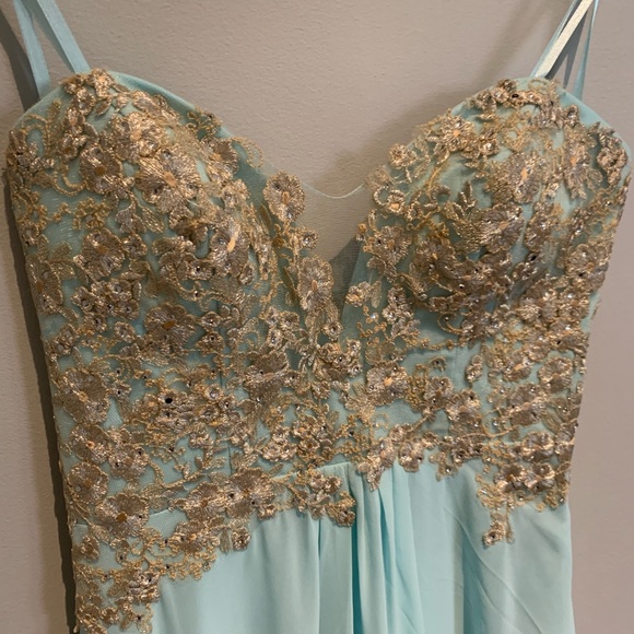 Faviana Glamour Light Blue Dress Size 6 - Picture 3 of 4